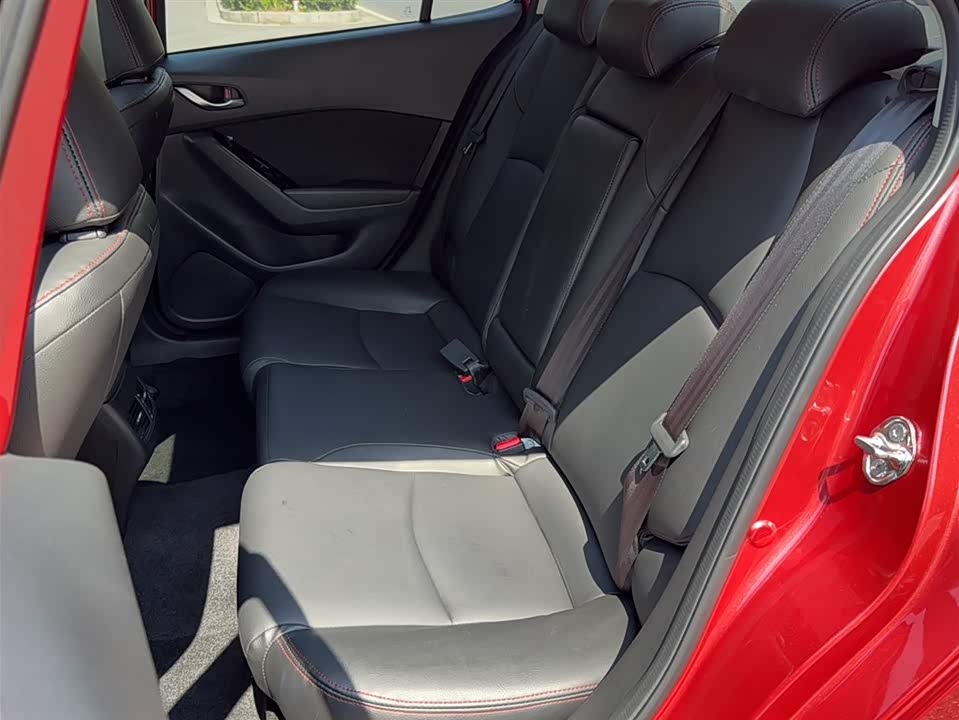 Mazda 3 Angkesaila Mazda 3 Angkesaila