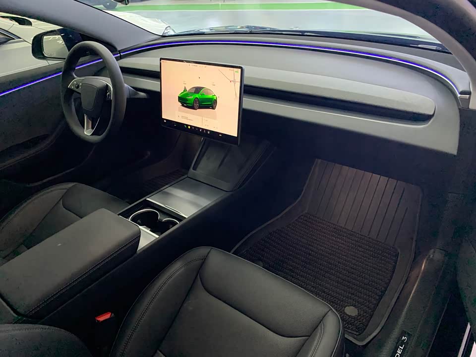 Tesla Model 3 Tesla Model 3