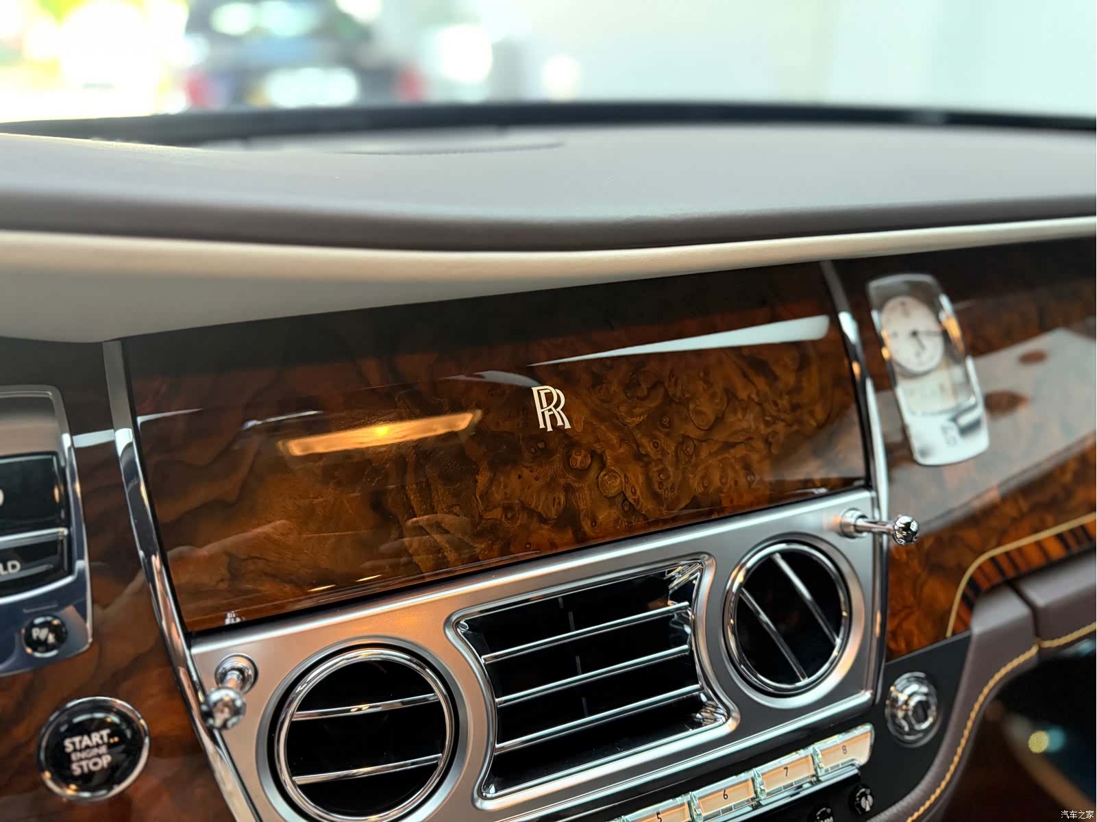 Rolls-Royce Ghost, 2016 22