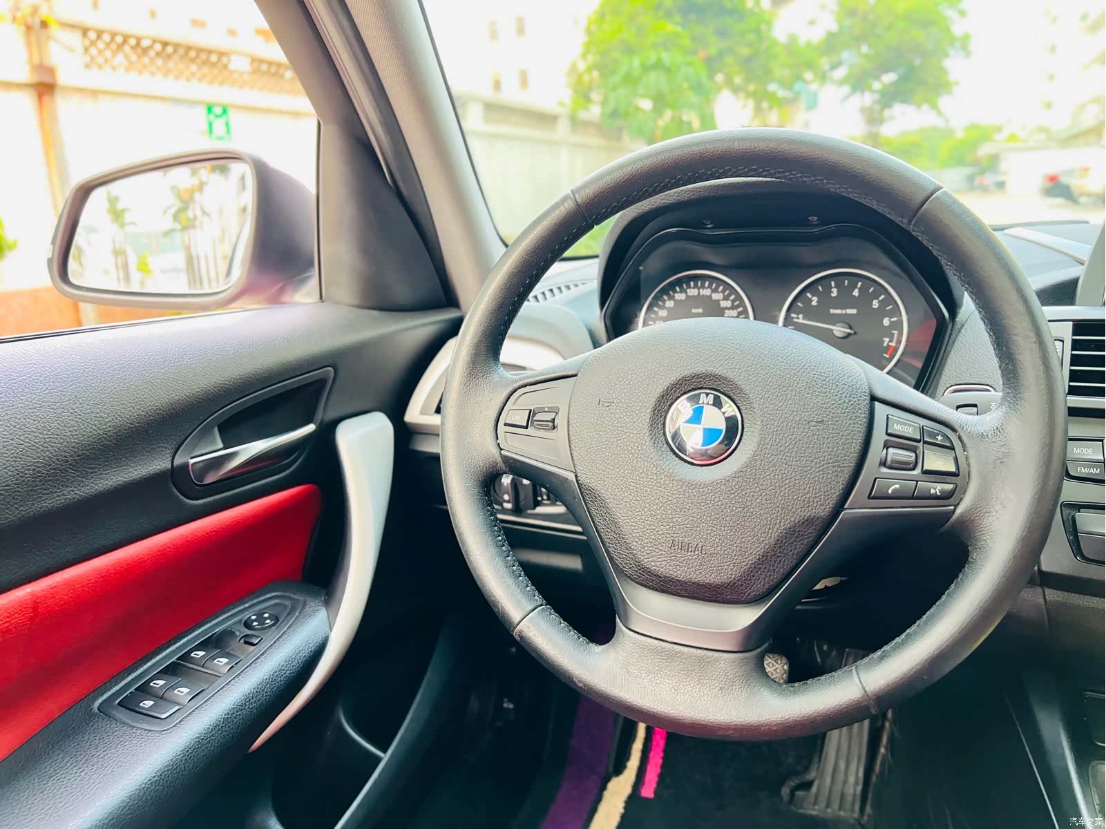 BMW 1 Series, 2012 25