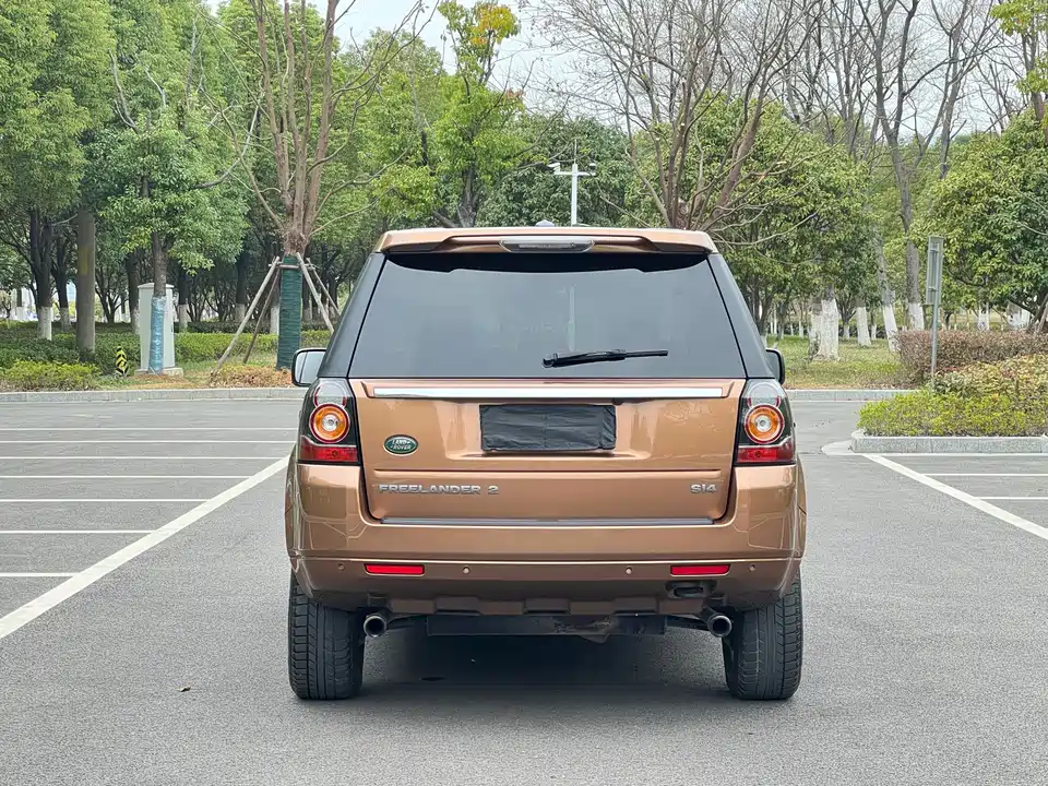 Land Rover Freelander 2