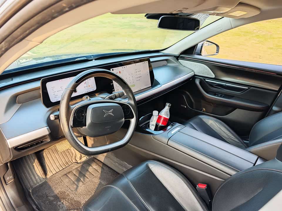 XPENG P7