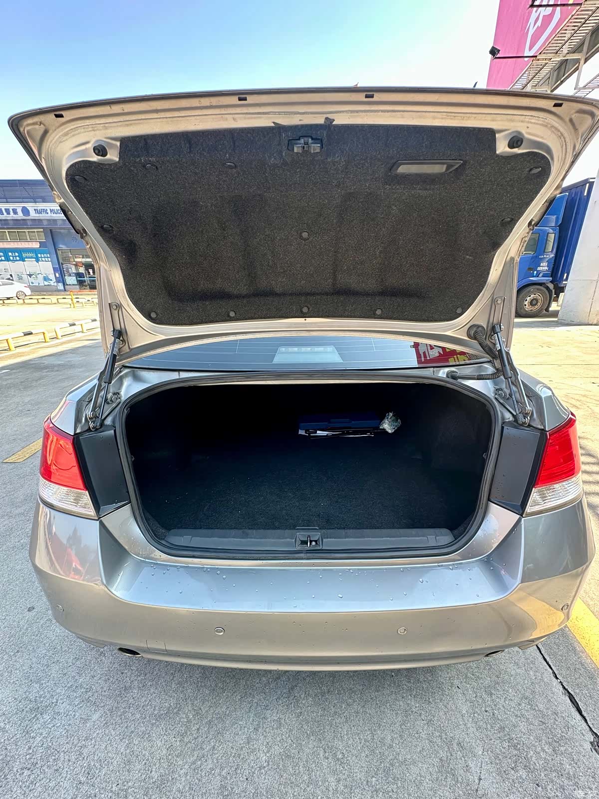 Subaru Legacy, 2010 10