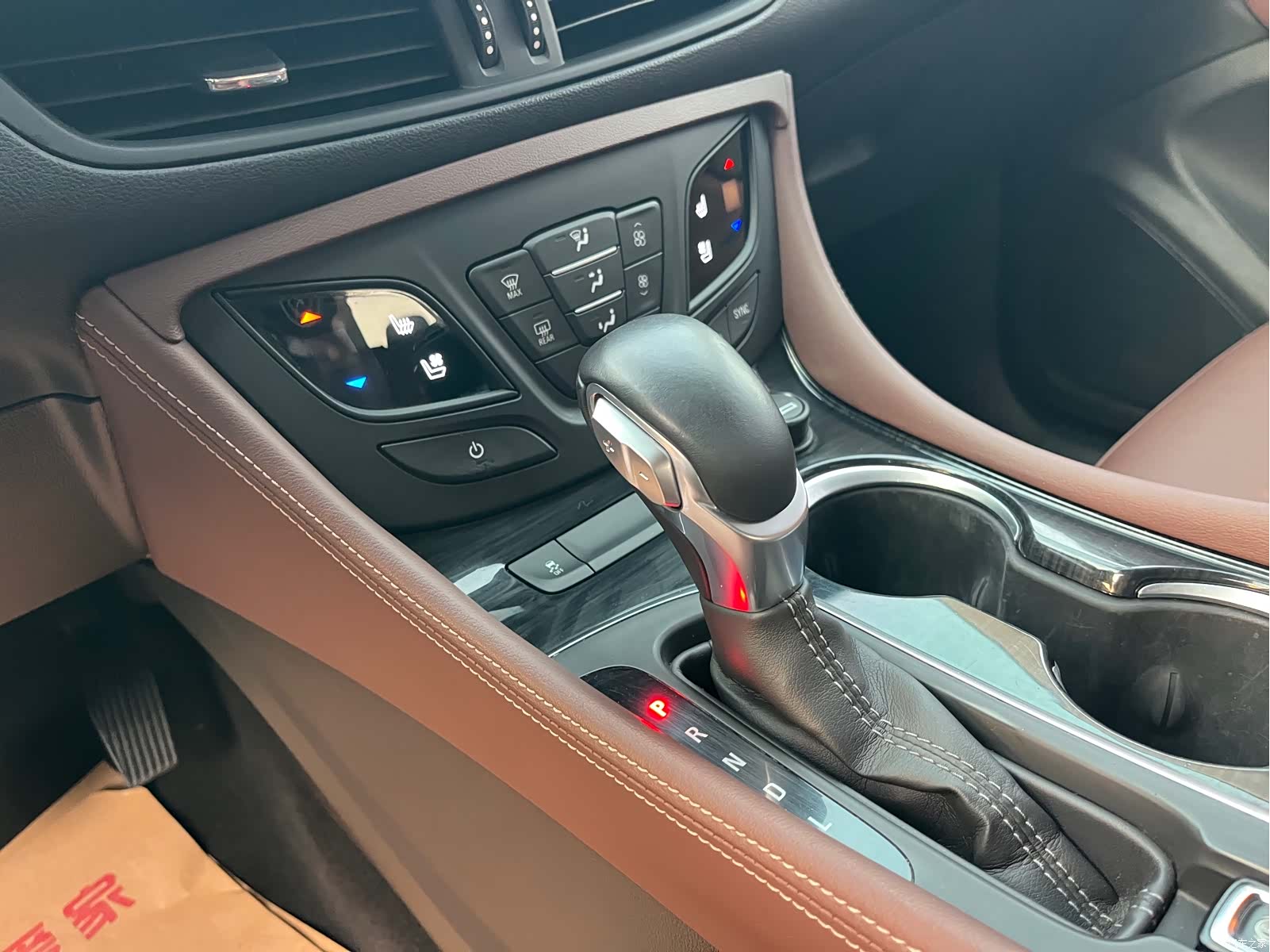 Buick Envision Plus, 2019 11