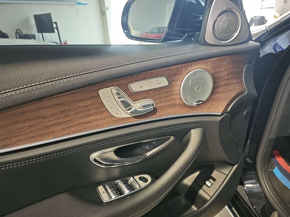 Mercedes-Benz E-class Mercedes-Benz E-class