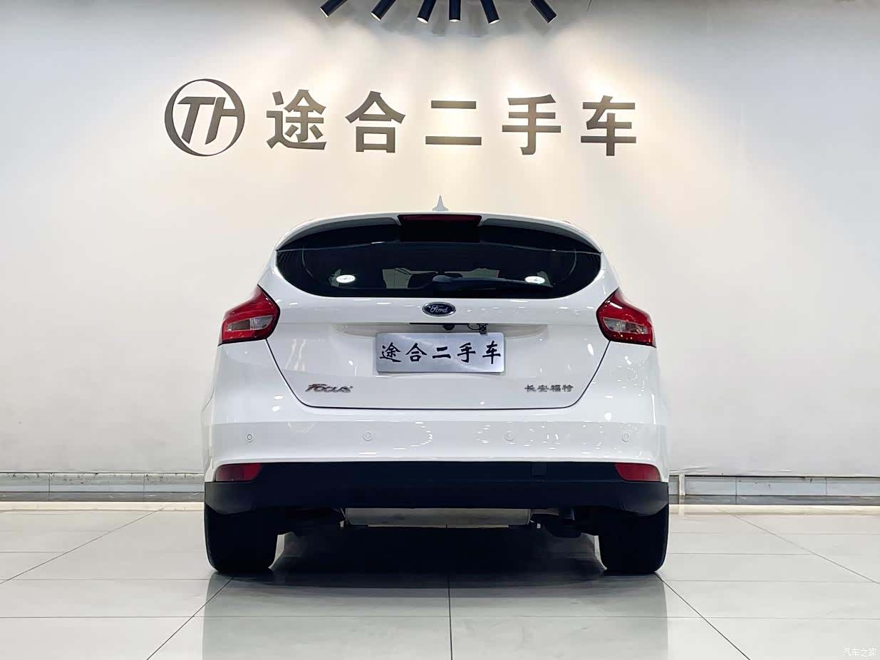 Ford Focus, 2019 все фото
