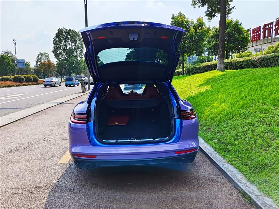 Porsche Panamera