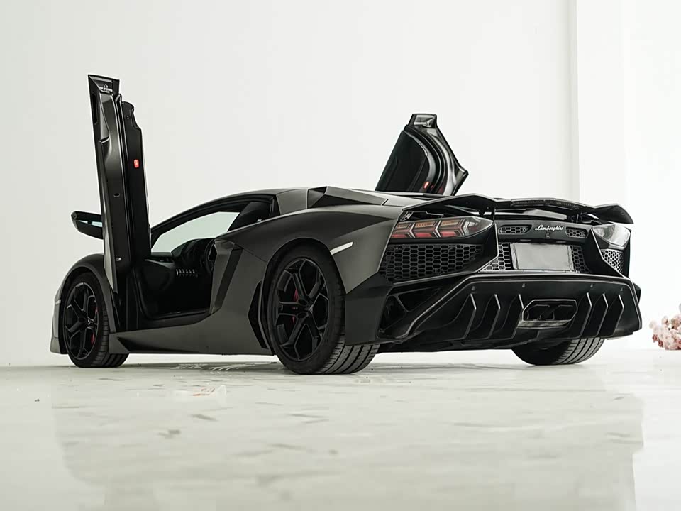 Lamborghini Aventador