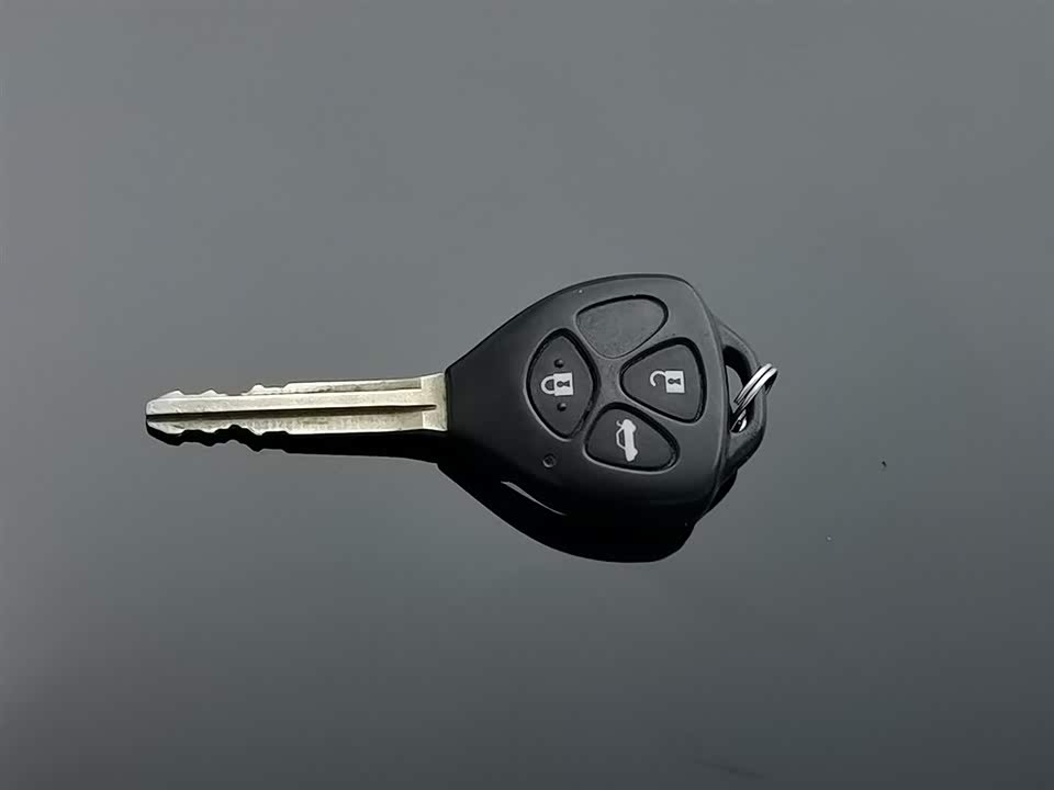 Toyota Reiz