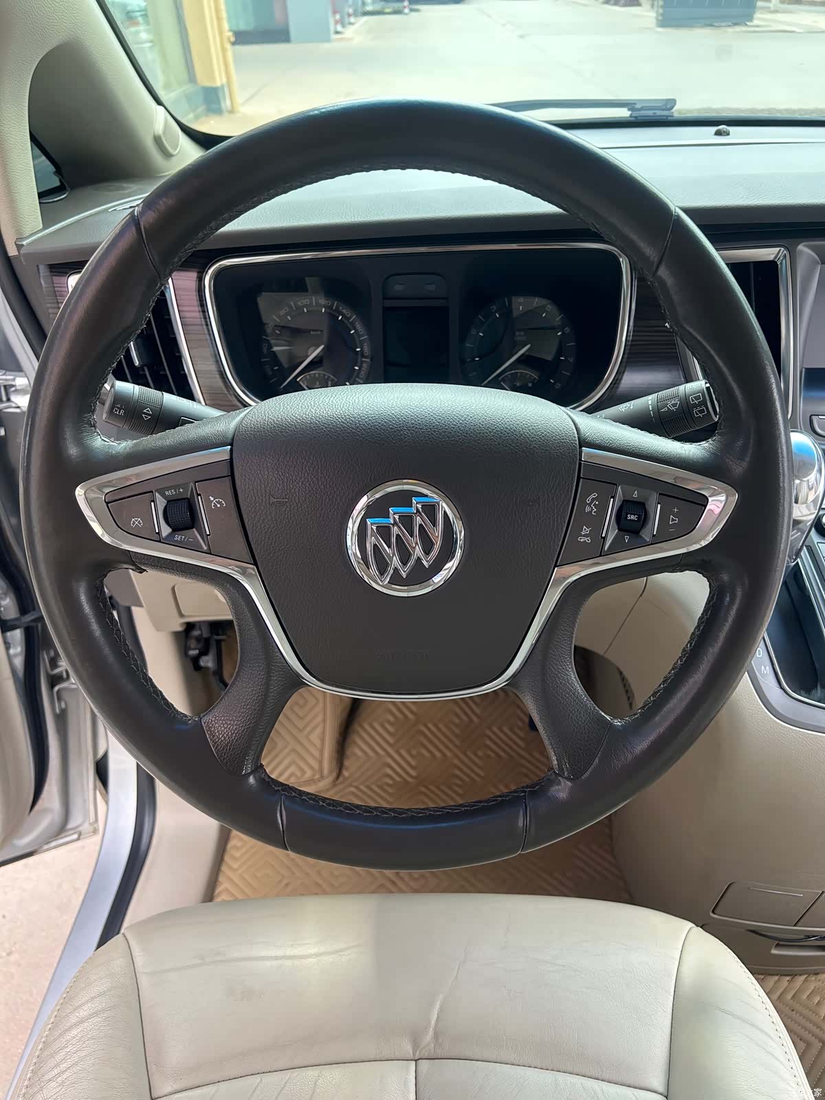 Buick GL8, 2012 13