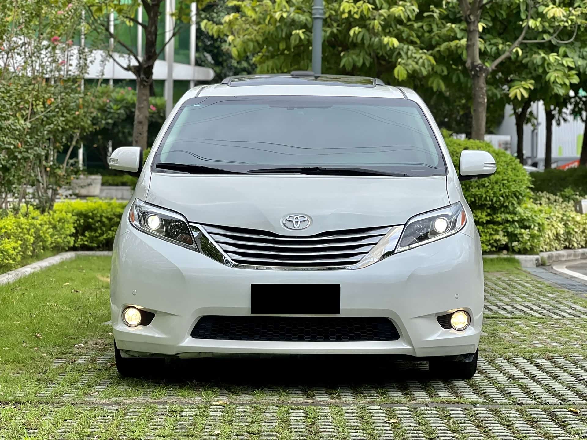 Toyota Sienna, 2017 2