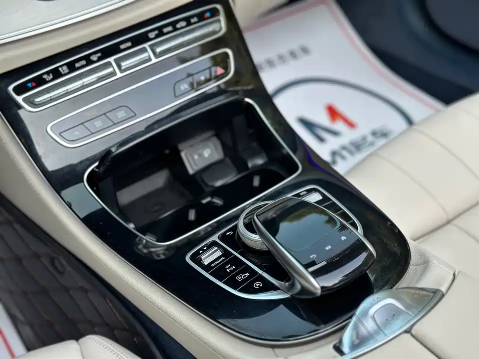 Mercedes-Benz E-class Mercedes-Benz E-class