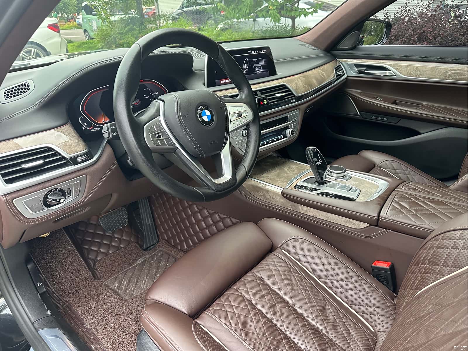 BMW 7 Series, 2021 6
