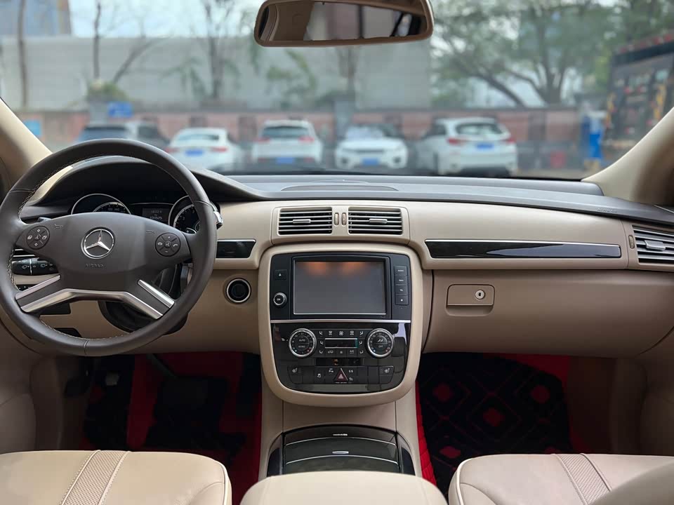 Mercedes-Benz R-class