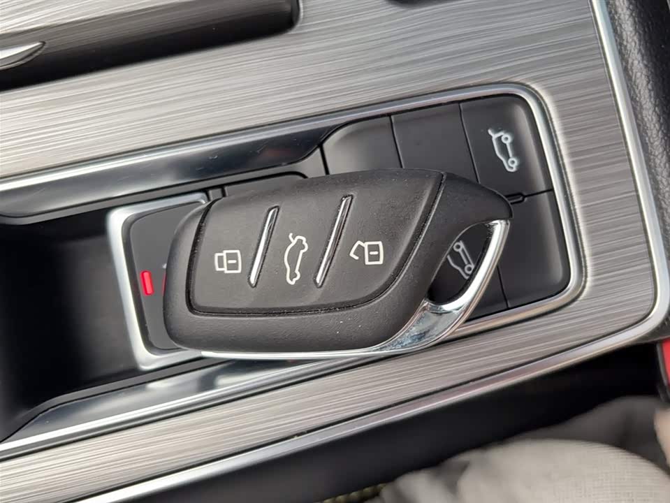 Roewe RX5 Roewe RX5