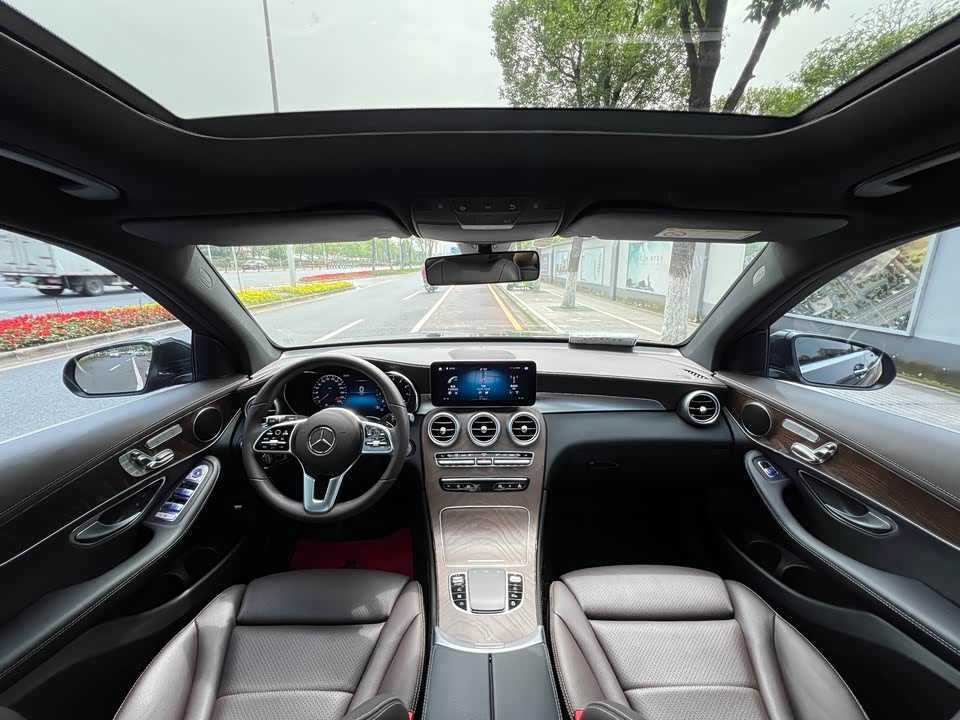 Mercedes-Benz GLC Mercedes-Benz GLC