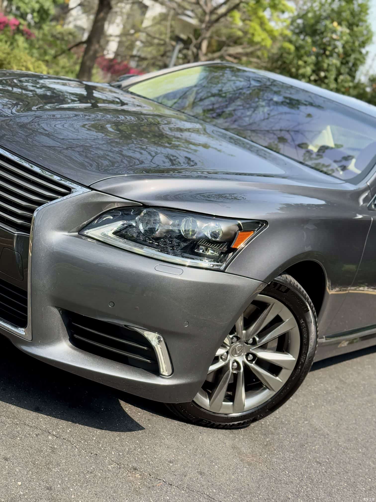 Lexus LS, 2016 12