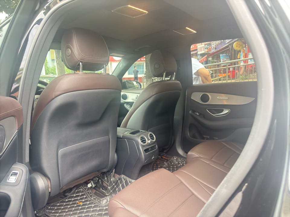 Mercedes-Benz GLC Mercedes-Benz GLC