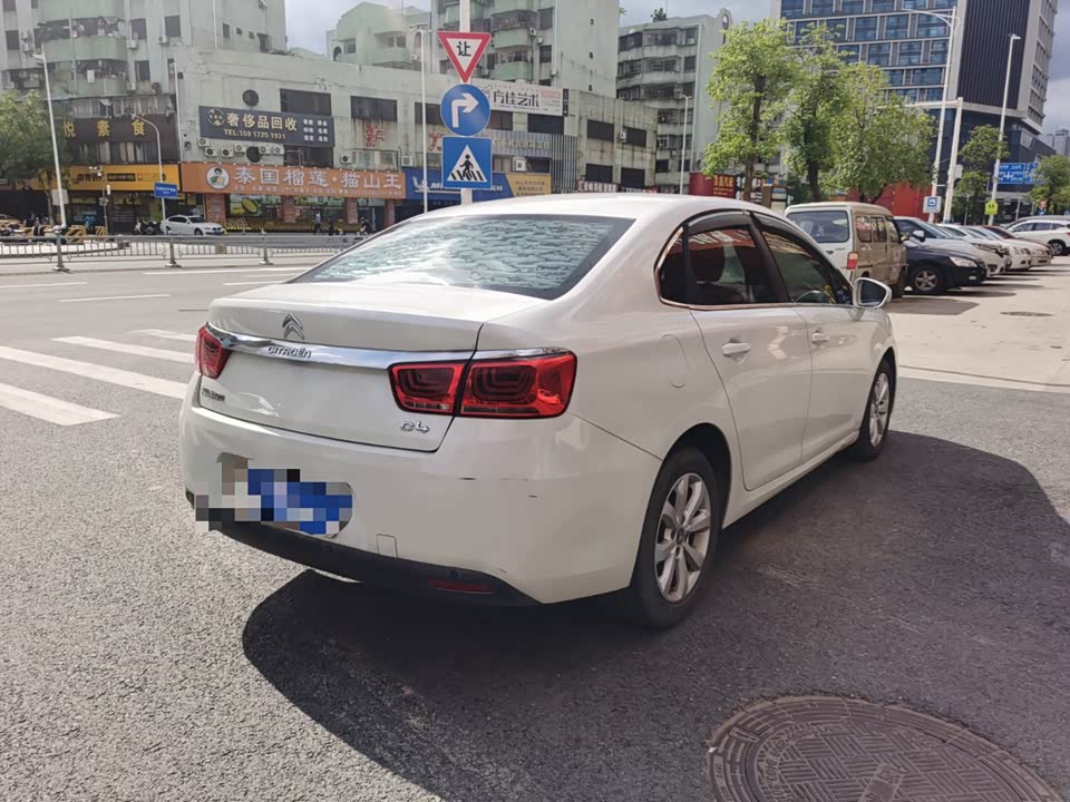 Citroen C4 Sega Citroen C4 Sega