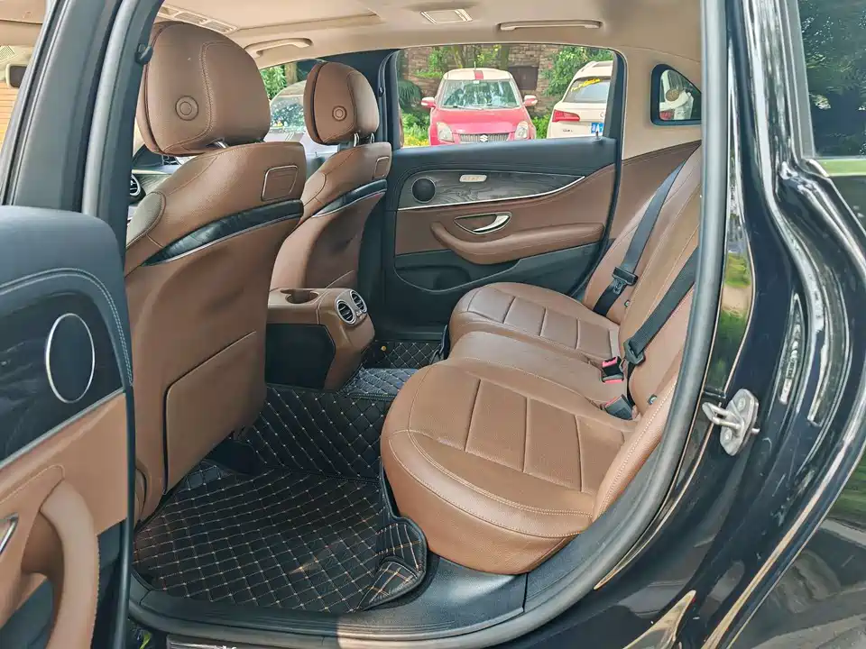 Mercedes-Benz E-class Mercedes-Benz E-class