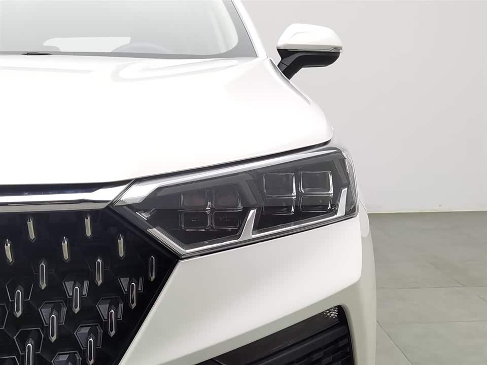 Besturn T77 Besturn T77