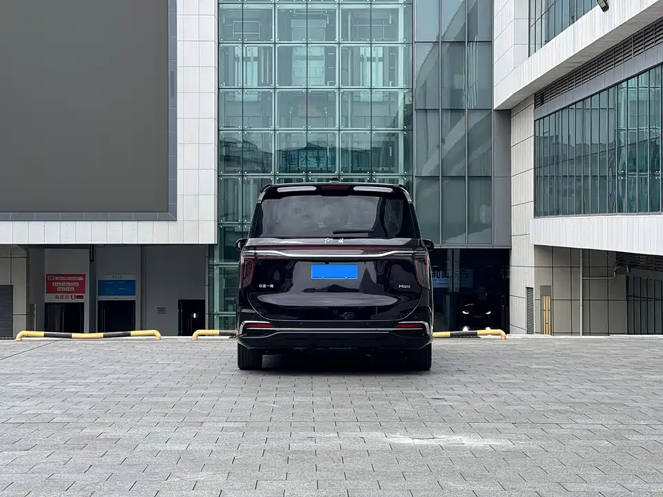 Hongqi HQ9 Hongqi HQ9
