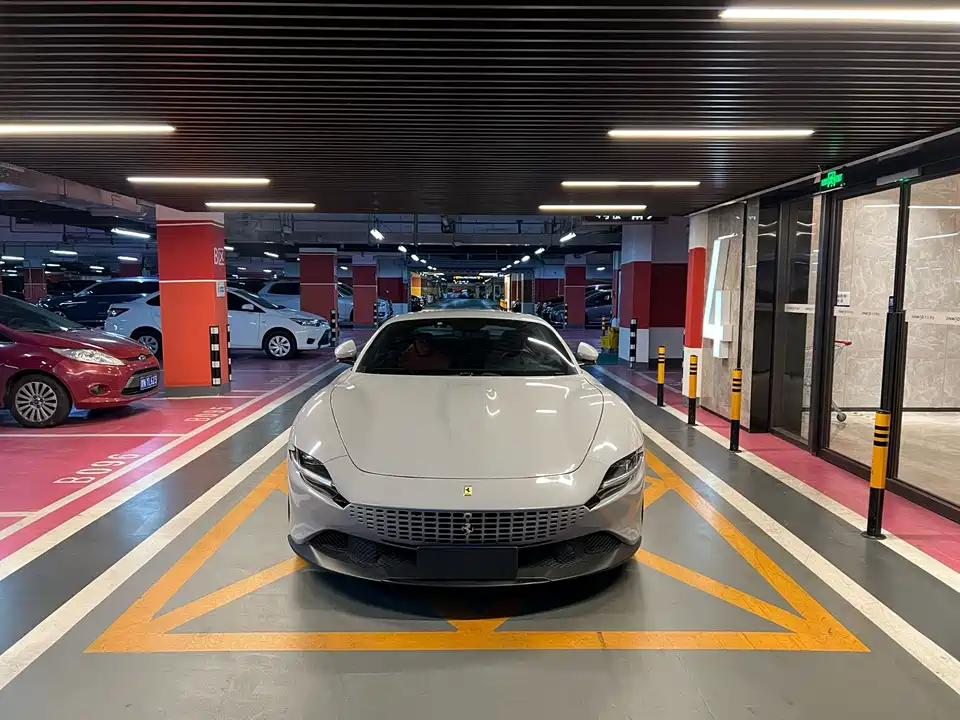Ferrari Roma