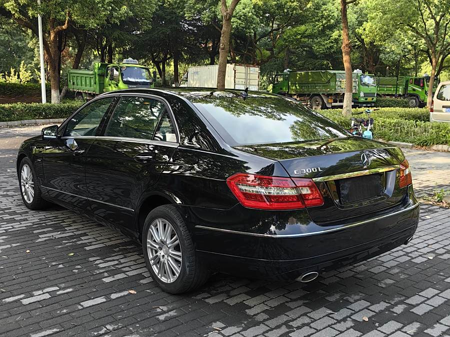 Mercedes Benz E-Class