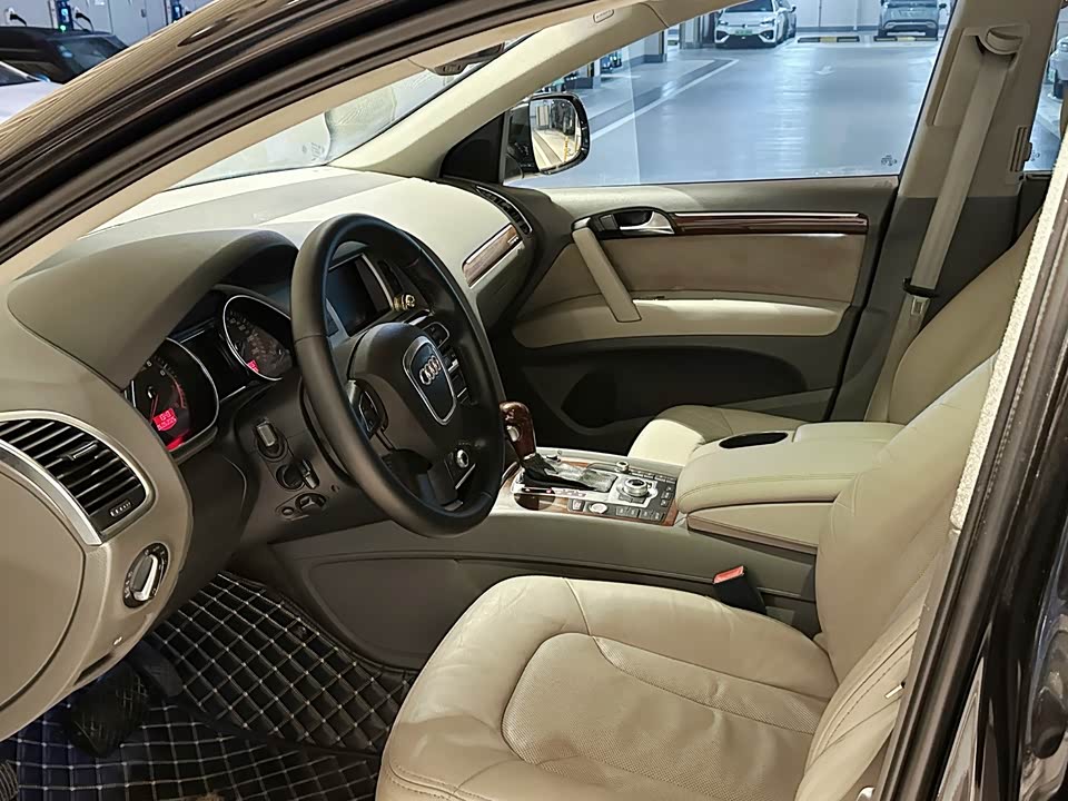 Audi Q7 Audi Q7