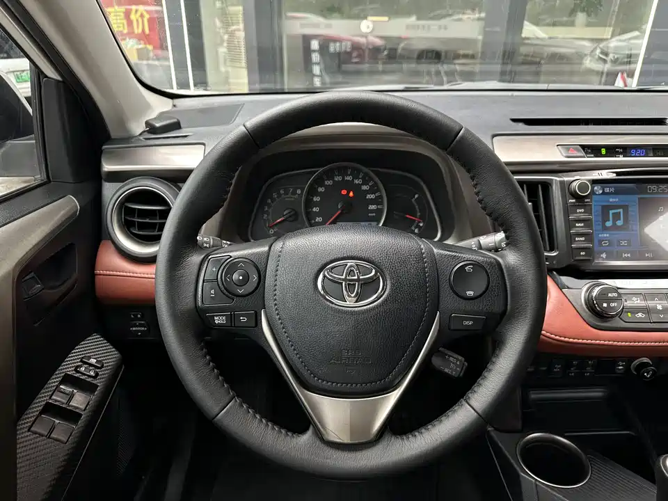 Toyota RAV4 Rongfang