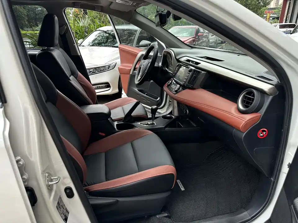 Toyota RAV4 Rongfang