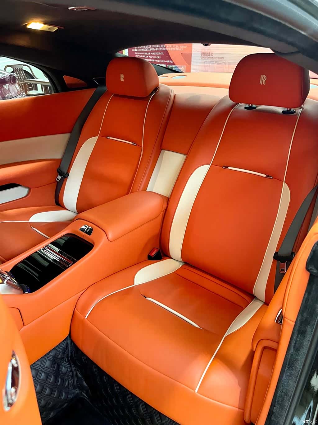 Rolls-Royce Wraith, 2014 10