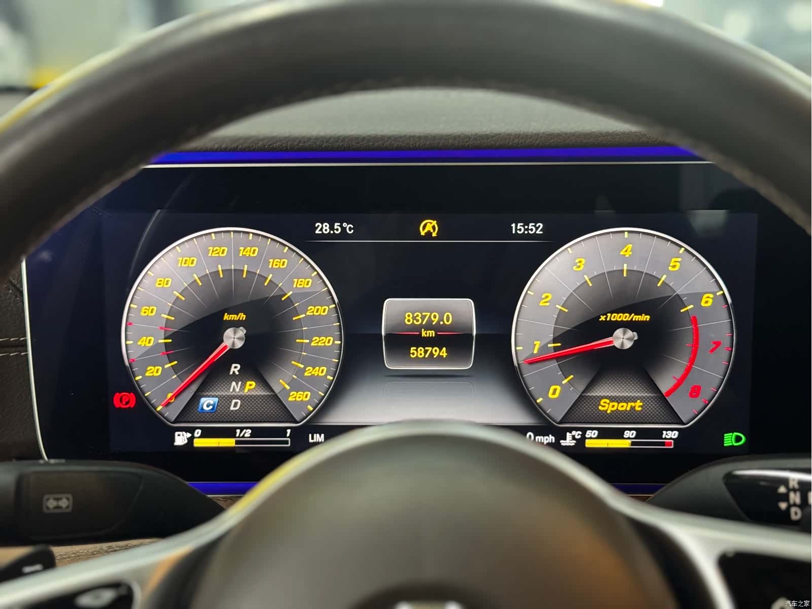 Mercedes-Benz E-Class, 2019 10
