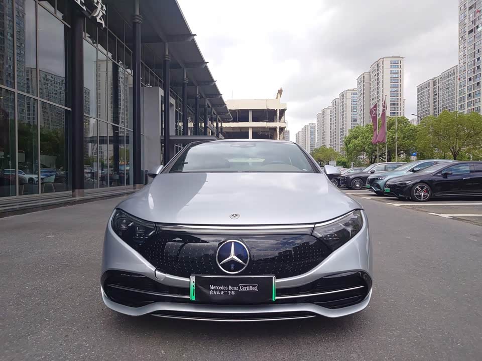 Mercedes-Benz EQS Mercedes-Benz EQS