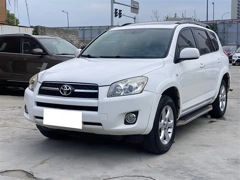 Toyota RAV4 Rongfang
