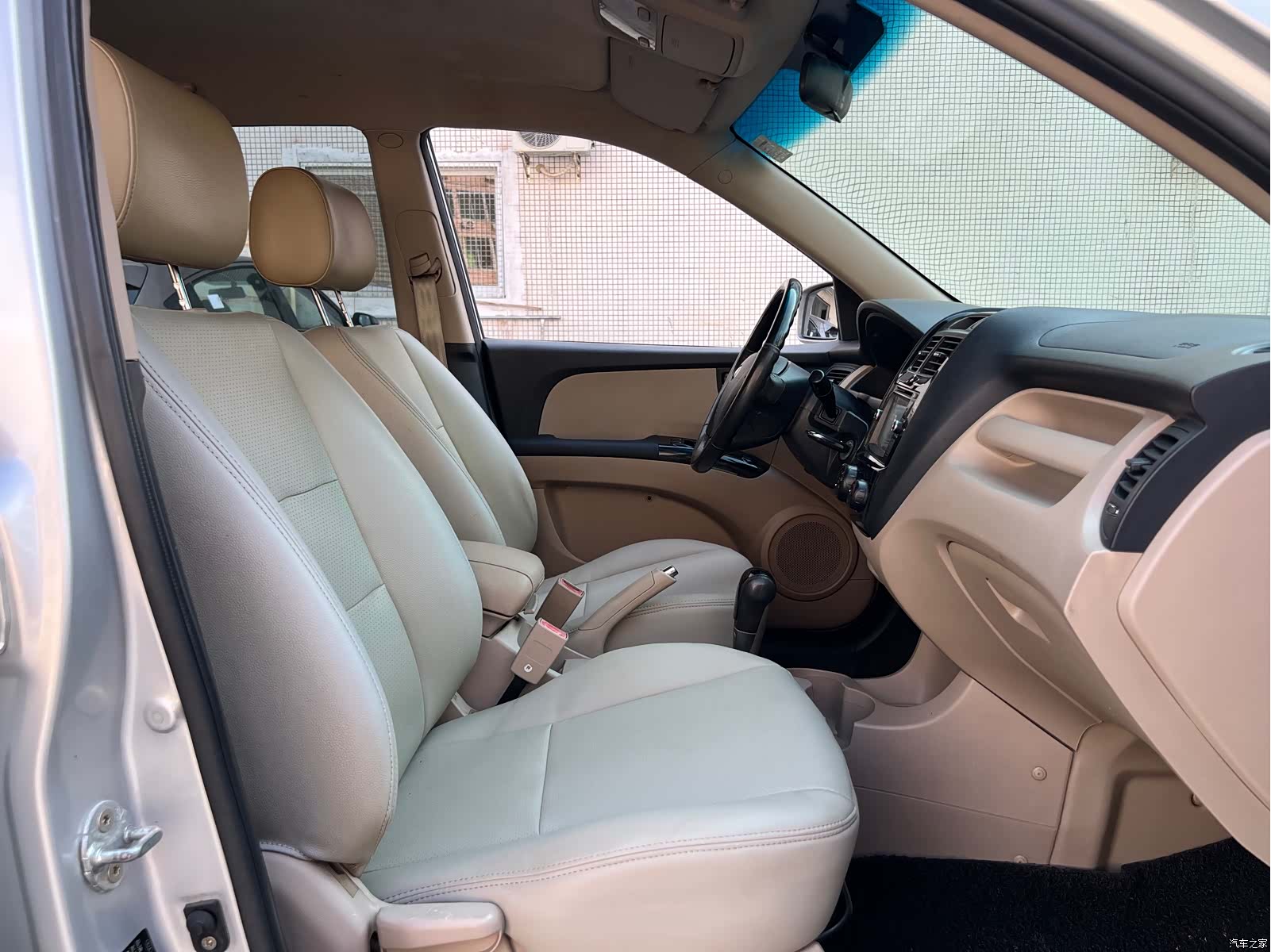 Kia GL, 2013 12