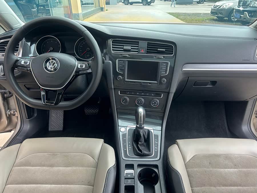 Volkswagen Golf 2017, фото 10