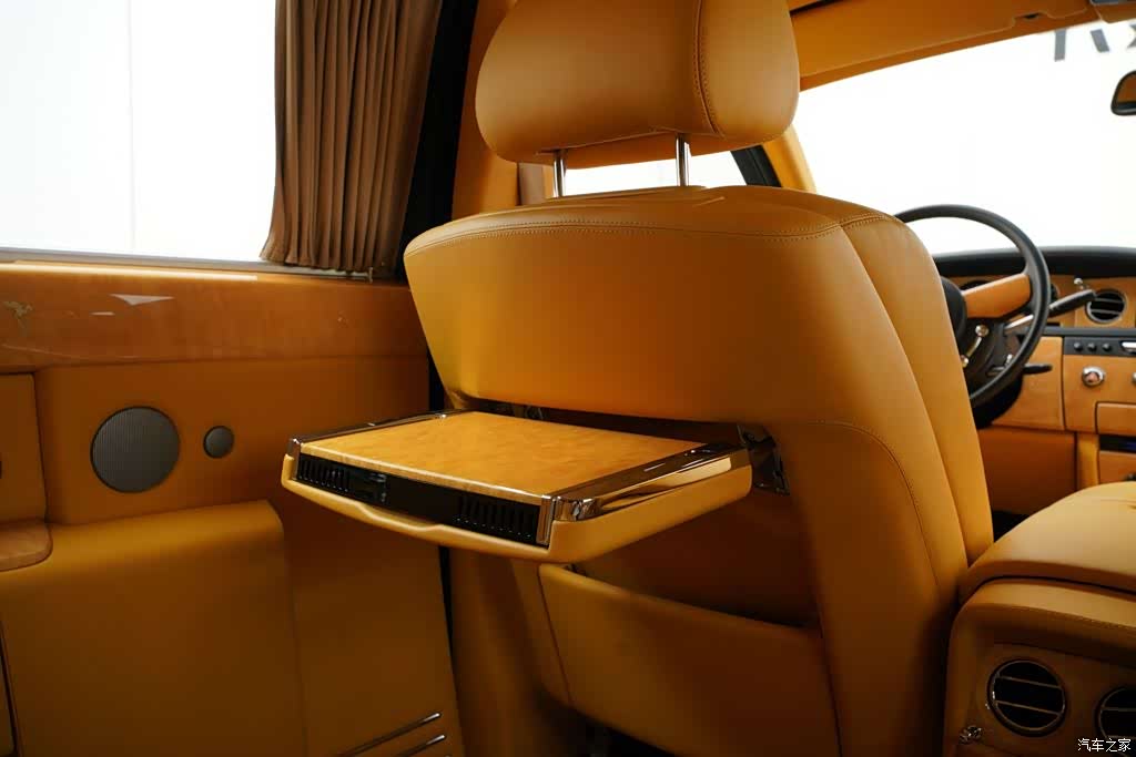 Rolls-Royce Phantom, 2014 28