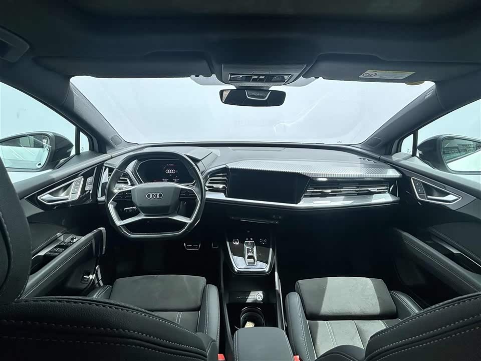 Audi Q4