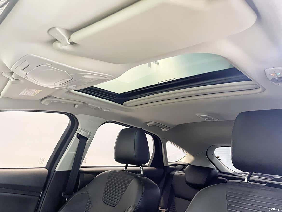 Ford Focus, 2019 17