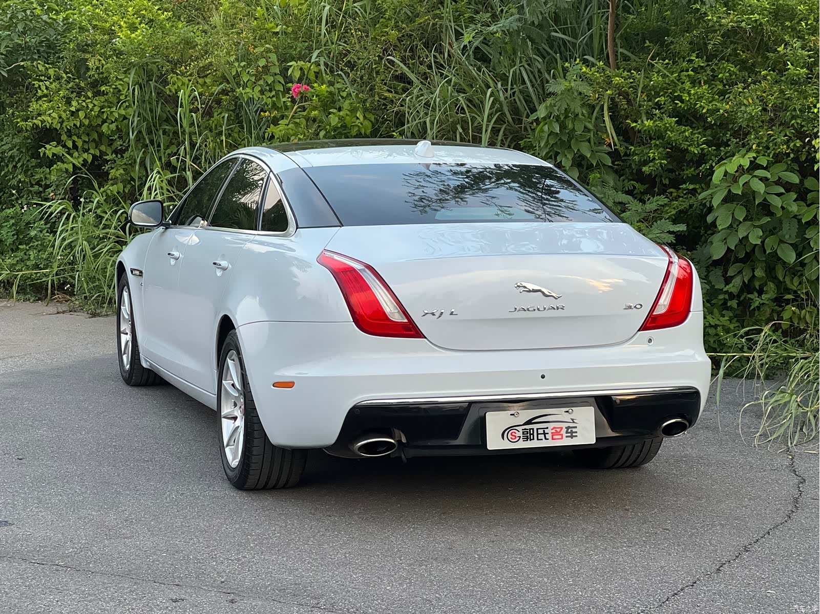 Jaguar XJ, 2016 6
