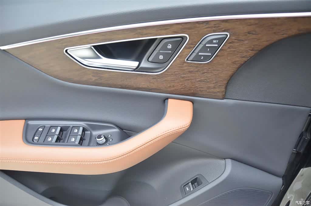 Audi Q7, 2024 7