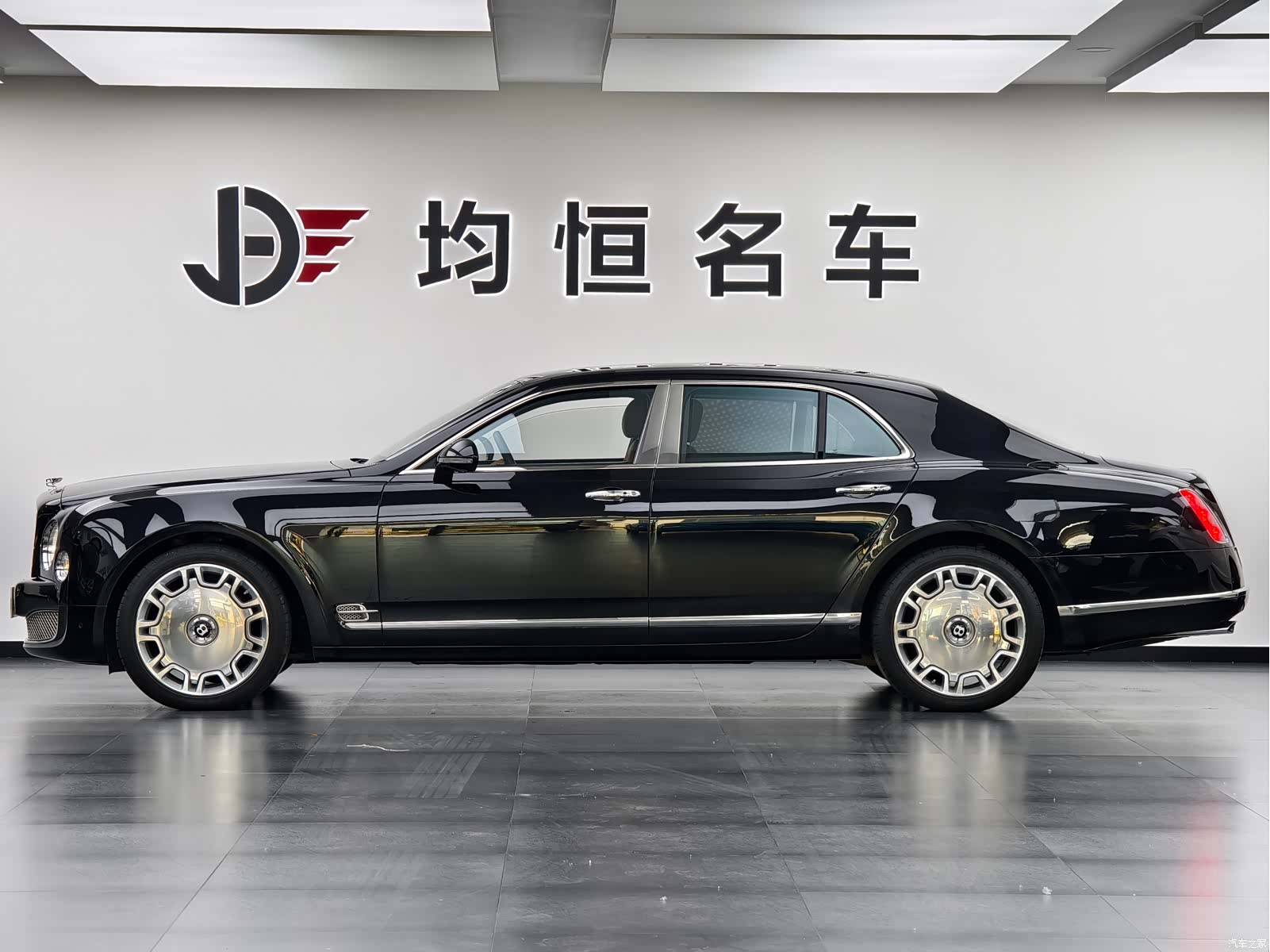 Bentley Mulsanne, 2012 4