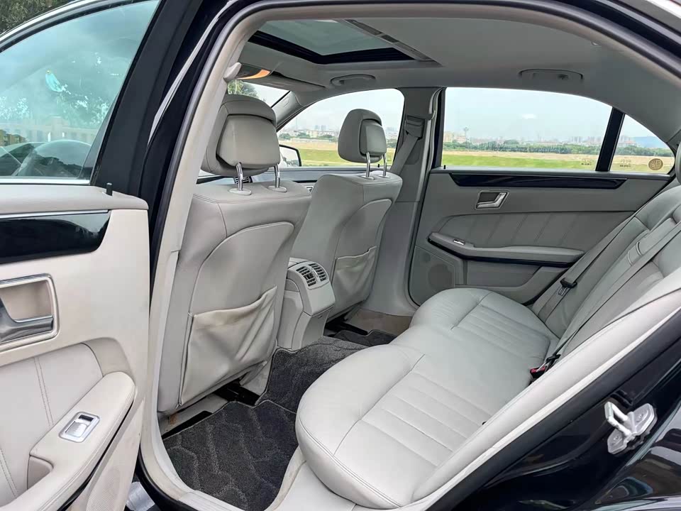 Mercedes-Benz E-class Mercedes-Benz E-class