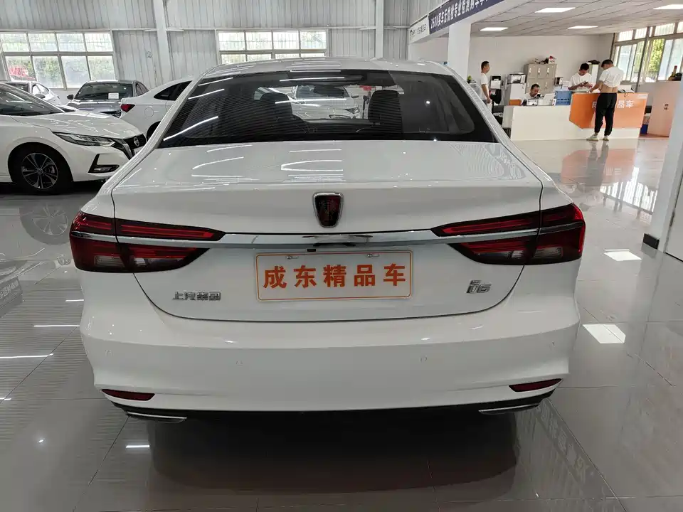 Roewe i6