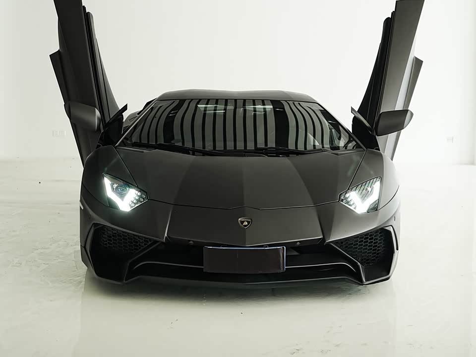 Lamborghini Aventador