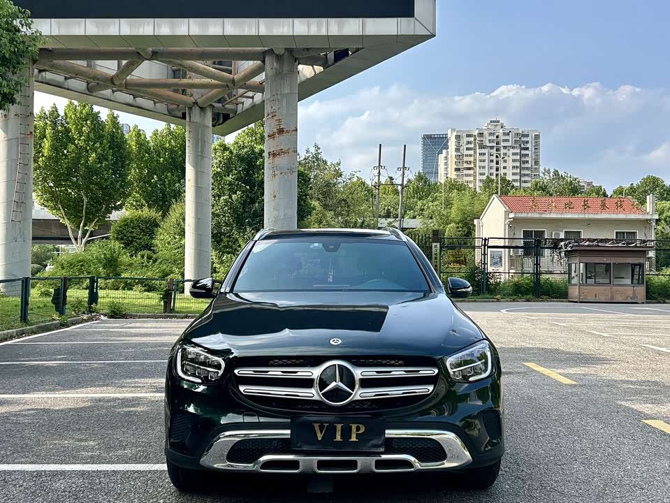 Mercedes-Benz GLC Mercedes-Benz GLC