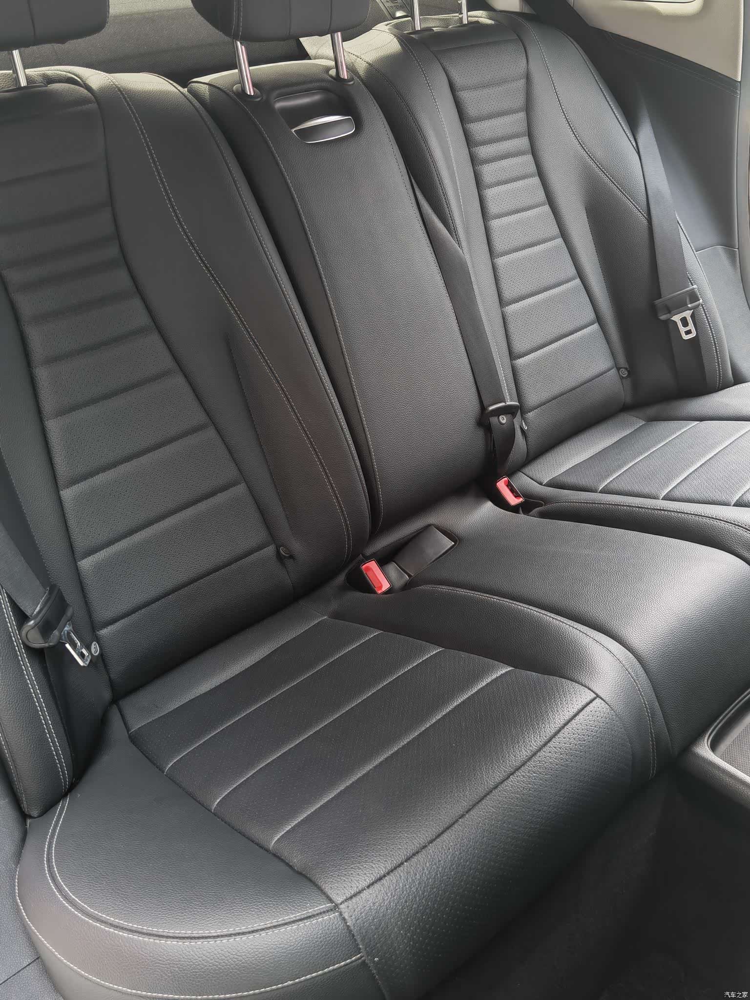 Mercedes-Benz E-Class, 2018 23