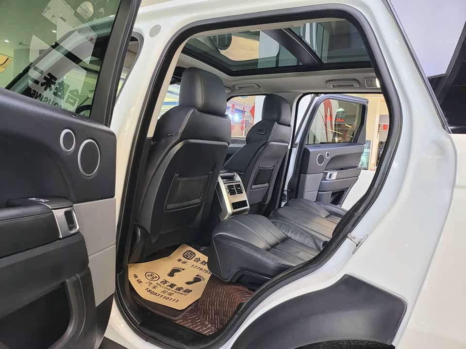 Land Rover Range Rover Sport Land Rover Range Rover Sport