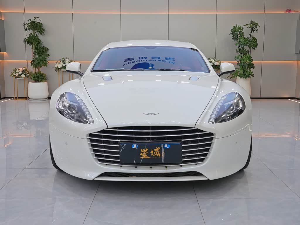 Aston Martin Rapide